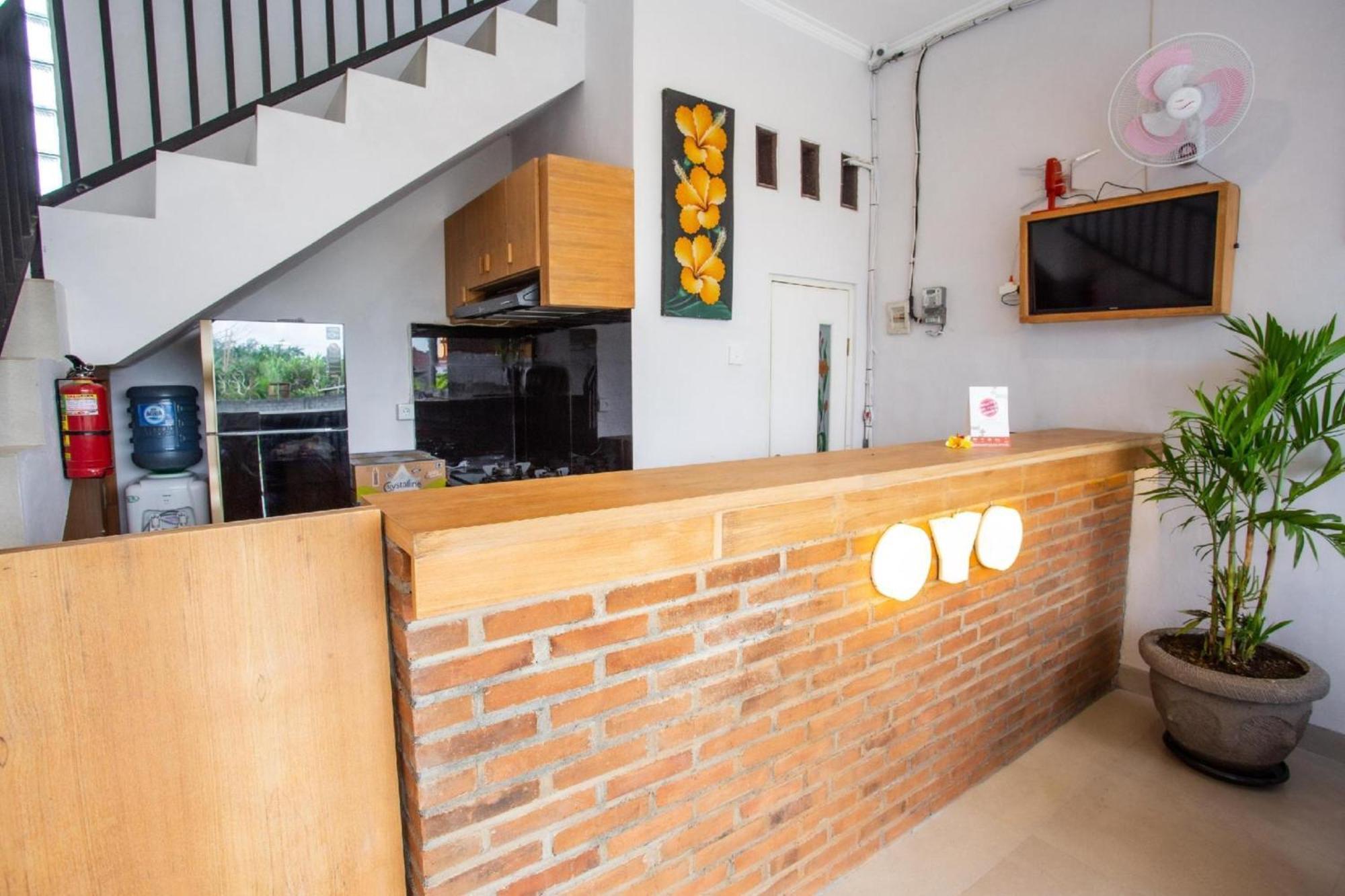 Oyo 1207 Pondok 789 Near Canggu Echo Beach Exterior foto