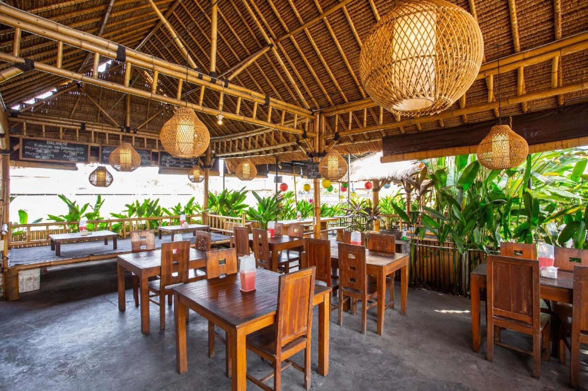 Oyo 1207 Pondok 789 Near Canggu Echo Beach Exterior foto